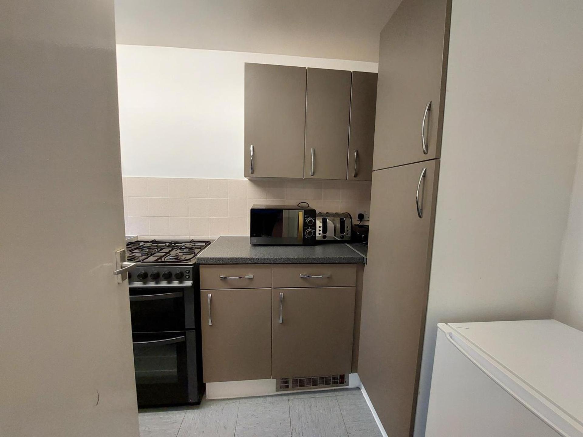 Lovely 2-Bed House In The Heart Of Woodhouse Leeds Leeds  Eksteriør billede