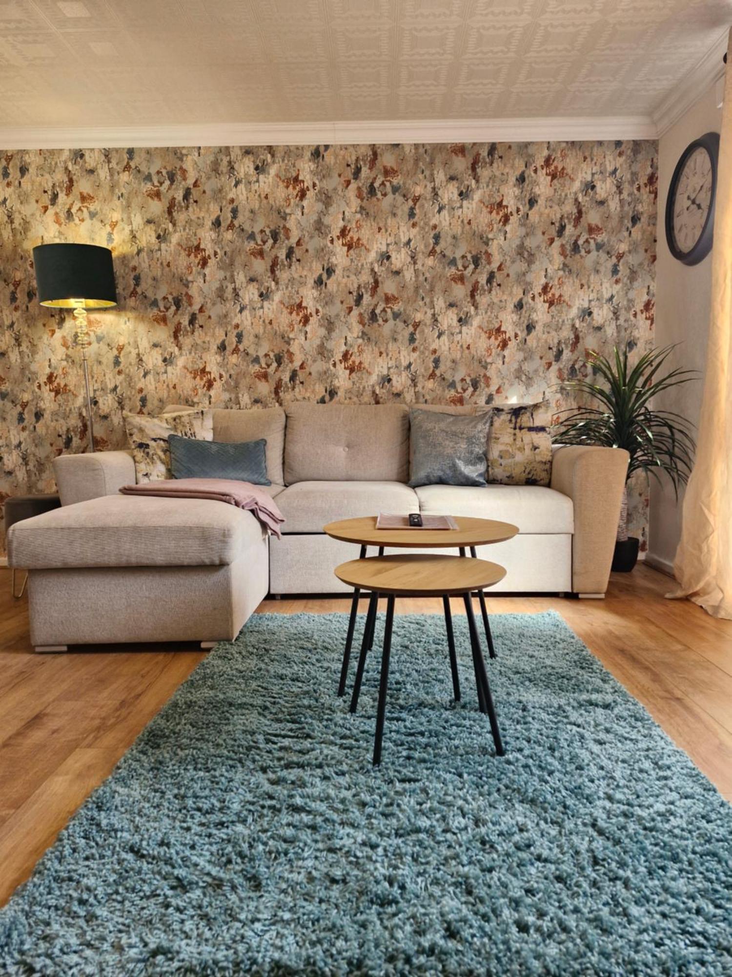 Lovely 2-Bed House In The Heart Of Woodhouse Leeds Leeds  Eksteriør billede
